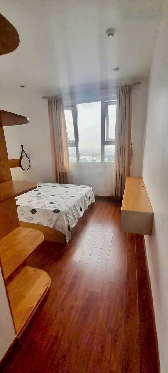 Bán CC tại SHP Plaza, 2,45 tỷ, 70m2, giá siêu hời, chính chủ, Hải Phòng