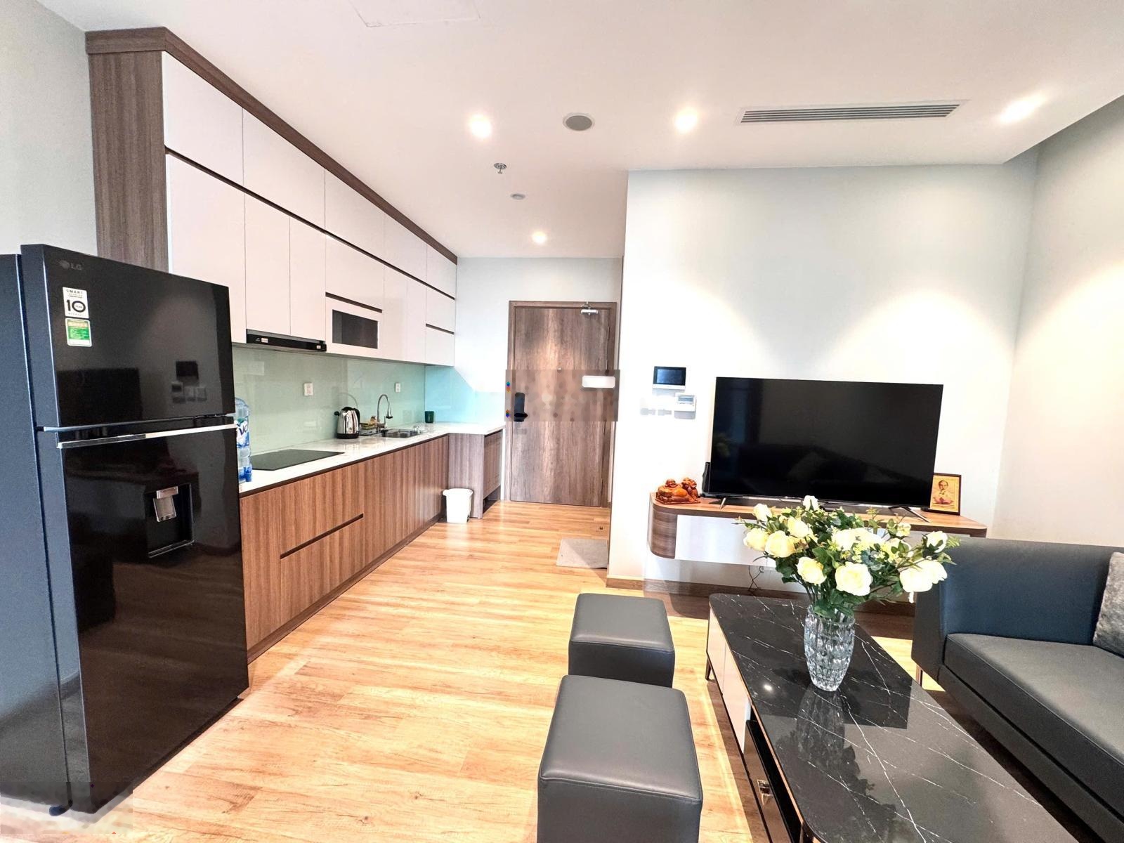 Bán căn Studio toà Landmark ecopark view hồ giá 3.5 tỷ bao phí full đồ