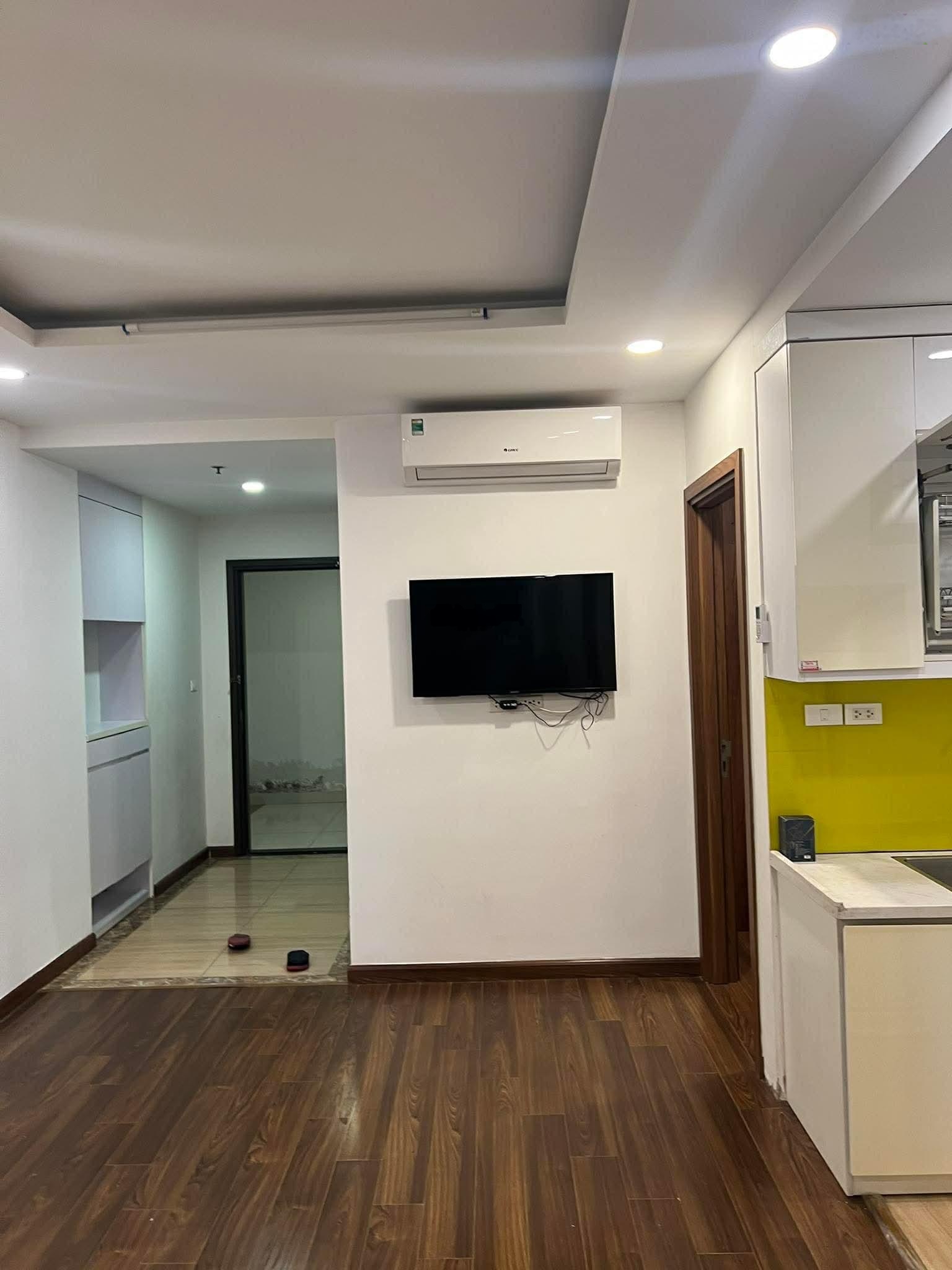 Cho thuê CHcc Five Star - Kim Giang 74m2, 2n, 2 wc - full đồ - có ban công