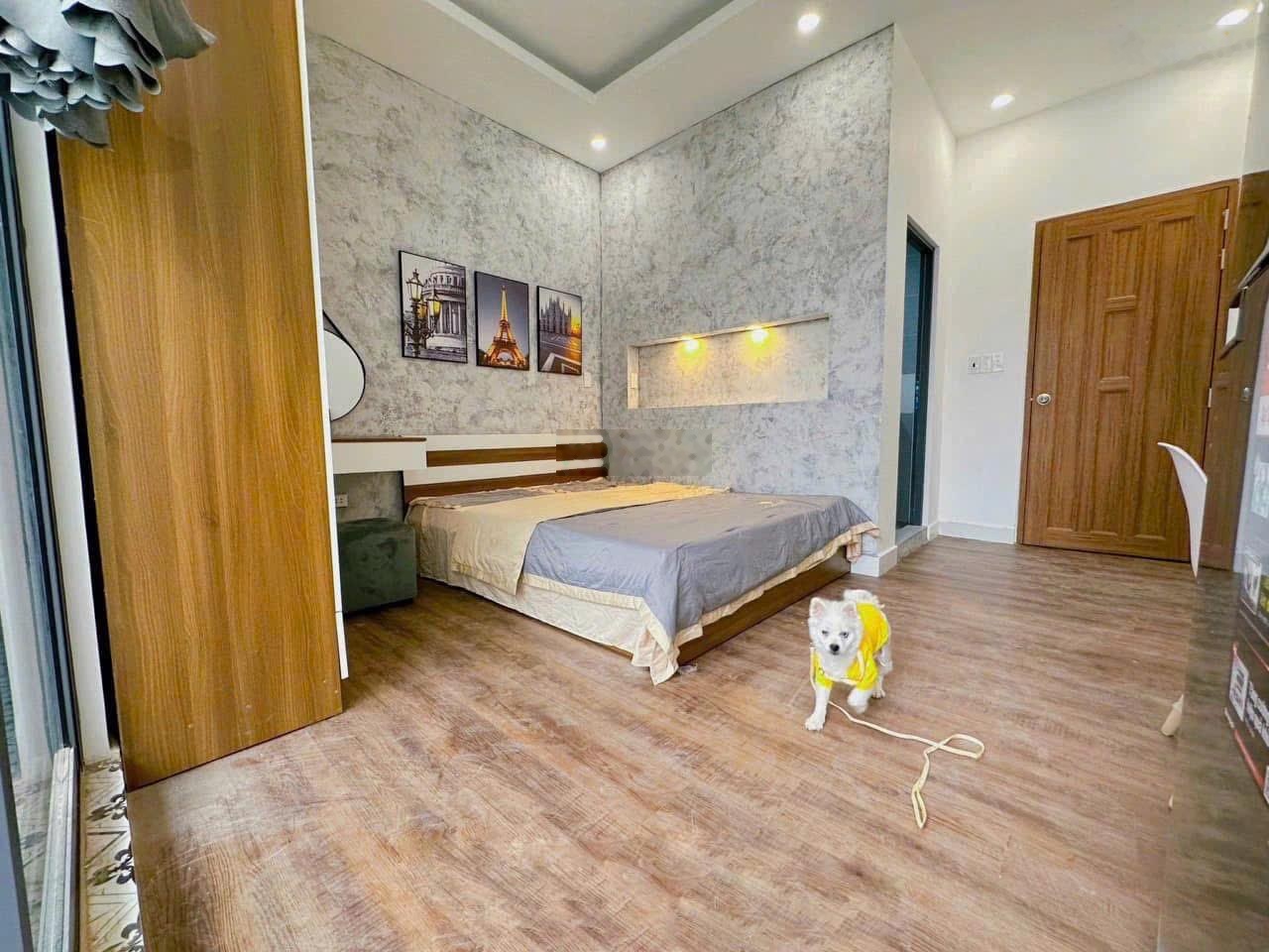 Cho thuê phòng ban công máy giặt riêng ngay khu trần quang diệu, quận 3 gần trường đh sư phạm