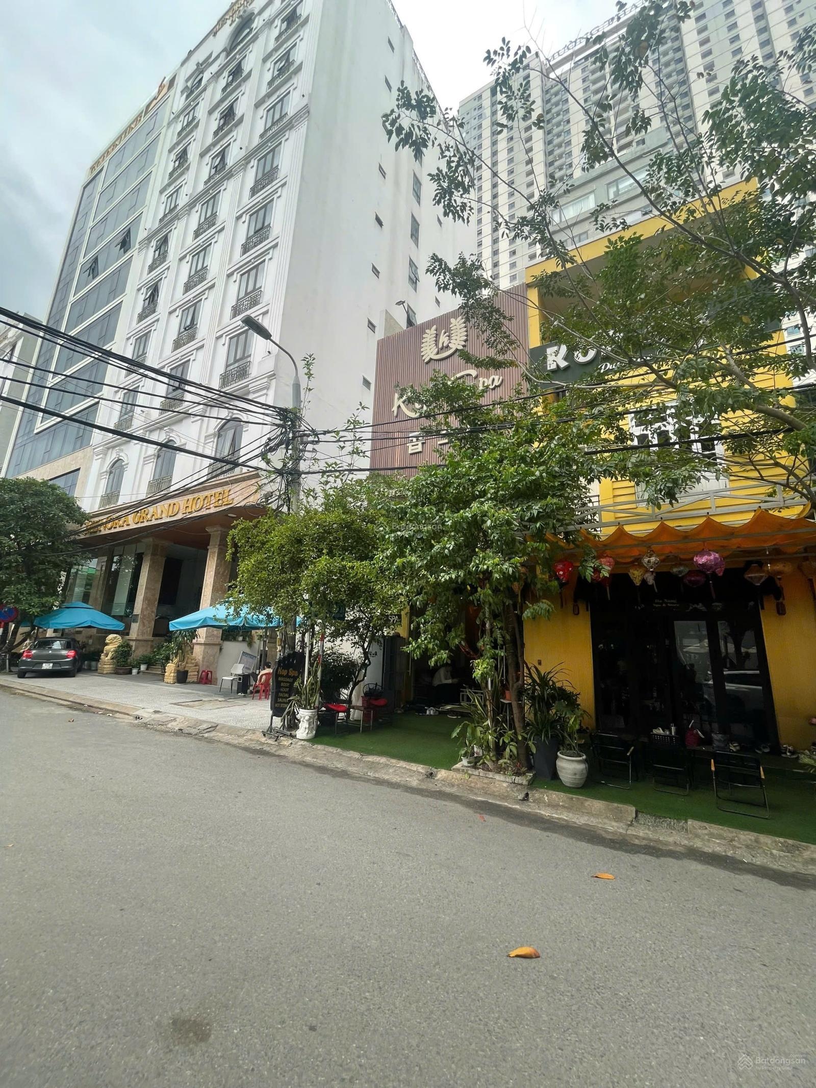 Bán nhà 3 tầng mặt tiền Đỗ Bí Thu nhập 35 triệu/tháng, cách biển 500m, khu du lịch sầm uất