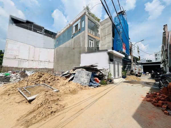 Bán nhanh lô đất 75m2- đường xe hơi né nhau- gần phạm văn đồng- xây dựng 5 tầng- 6.6 tỷ