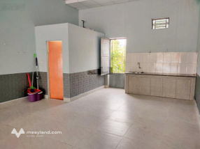 Cho thuê nhà 125m2 mt cách mạng tháng tám,cẩm lệ chỉ 10 tr