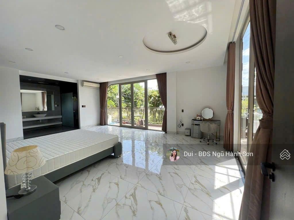 Bán biệt thự 3 lô liền kề Anh Thơ Nam Việt Á hồ bơi, view Sông Hàn 270m² full nội thất cao cấp