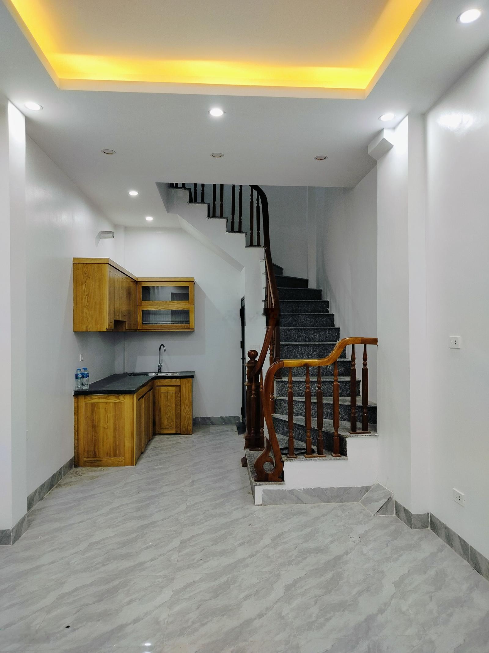 Cho thuê Nhà riêng 120m2, 10 triệu VND, 3PN, 3WC tại Phú Lương, Hà Đông, Hà Nội