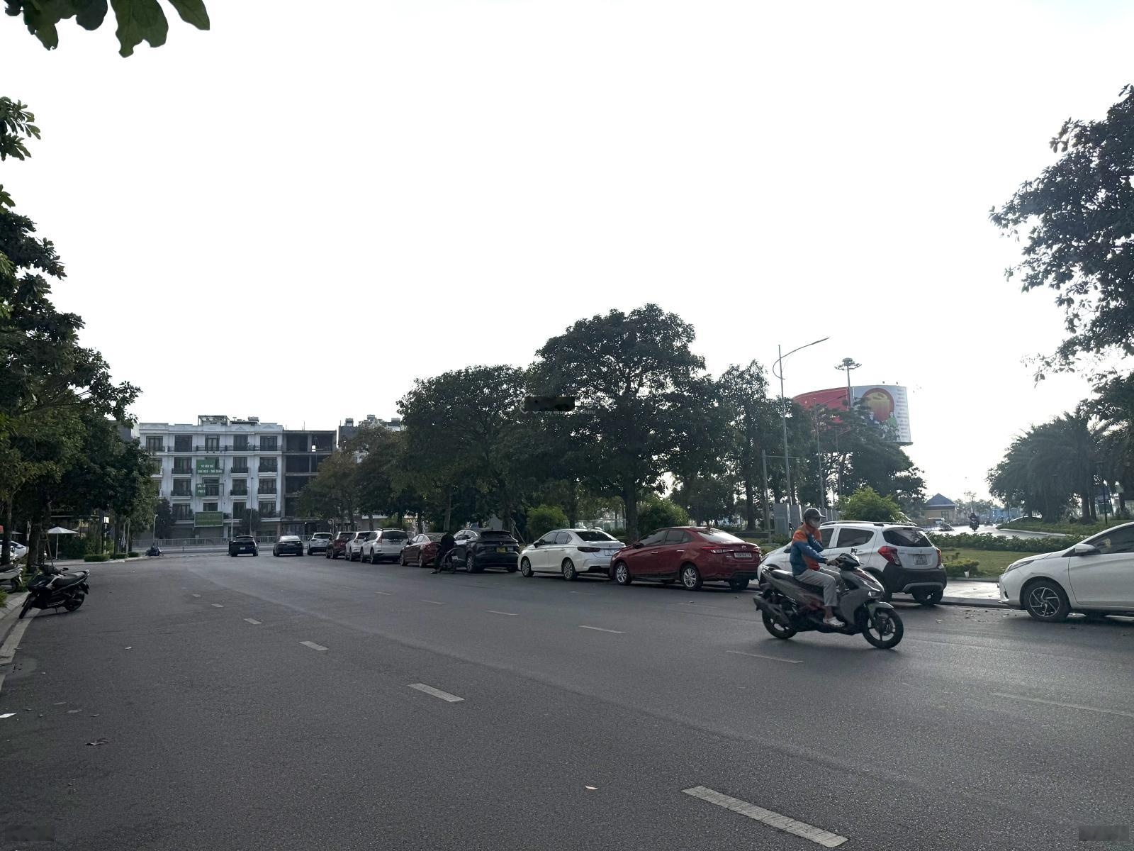 Bán shophouse imperia vị trí đẹp nhất dự án view trực diện toà tháp 45 tầng - đang cho thuê