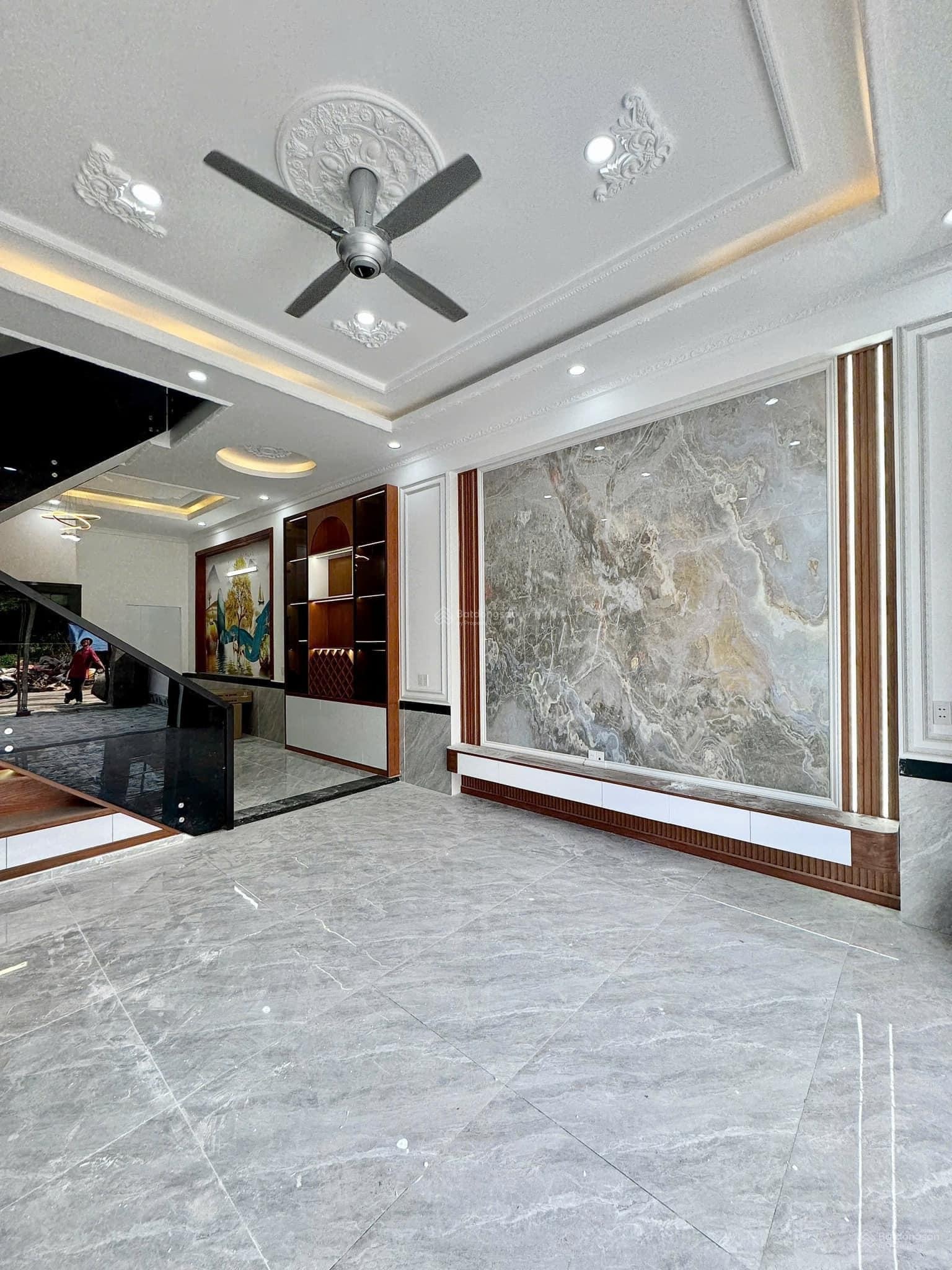 Bán 2 căn nhà mới xây lầu trệt p. hóa an dt 77m2 giá 3 tỷ1 đường 7m