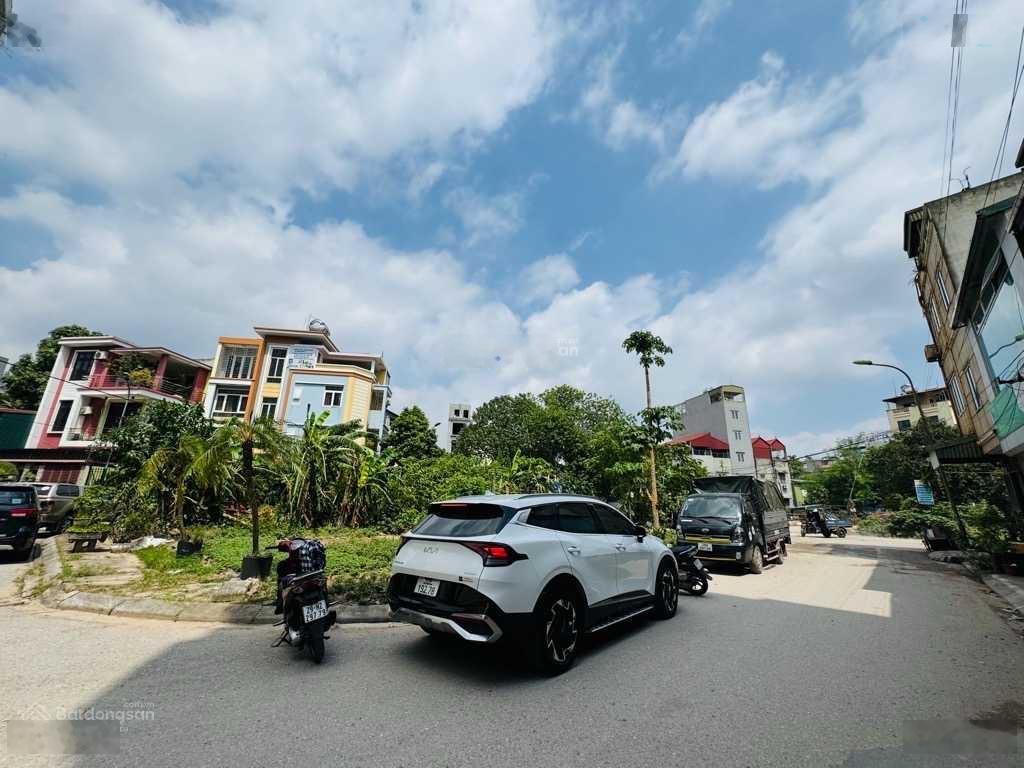 Bán đất Tứ Hiệp Thanh Trì | ô tô tránh trung tâm hành chính huyện. 67m2 - MT 5m - giá 7 tỷ