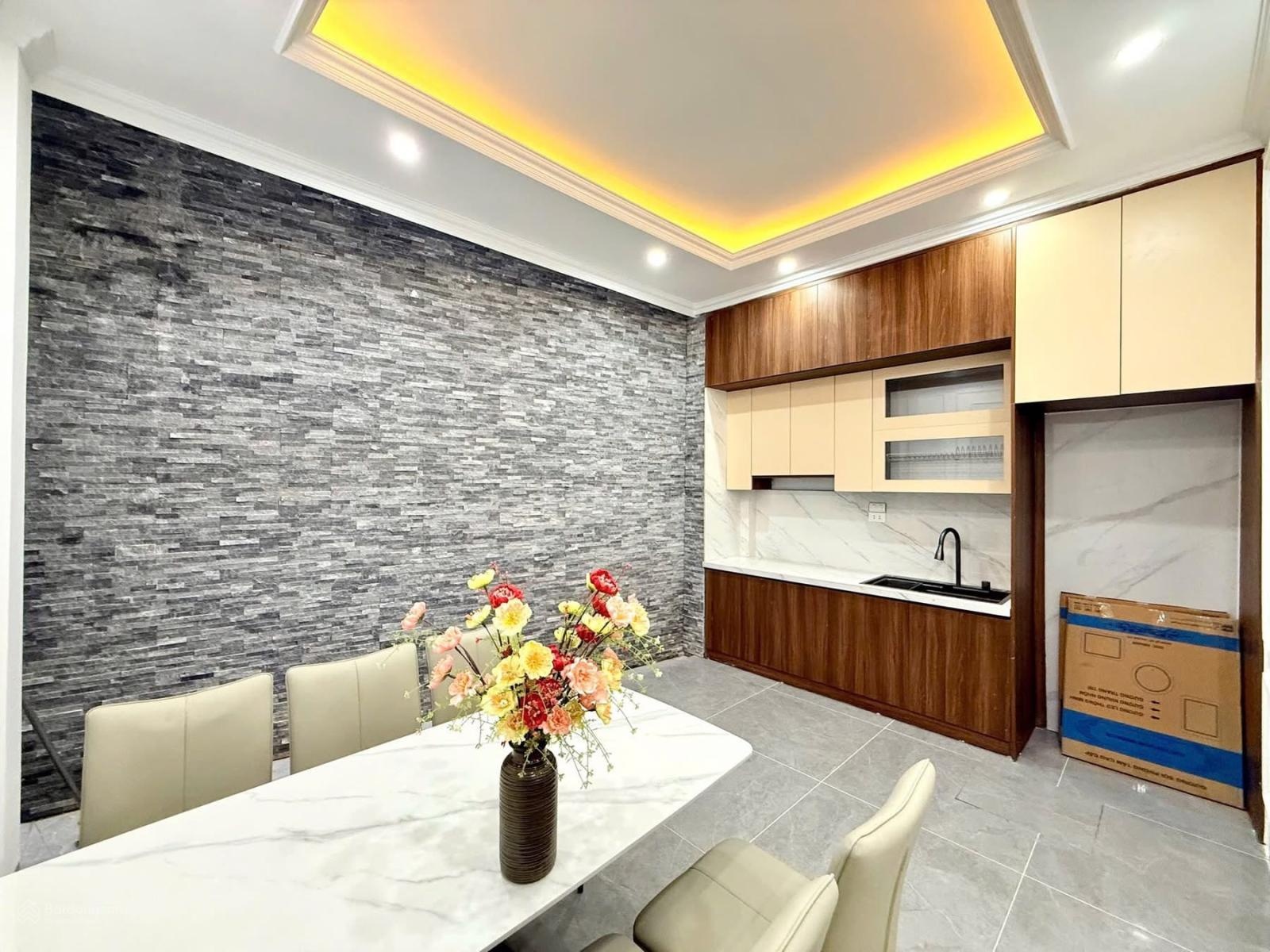 Vip! Phố Tây Sơn ôtô đỗ cửa, 2 thoáng 10m ra phố, cạnh đại học Thuỷ Lợi, nhà mới đẹp ở ngay 38m2 5T