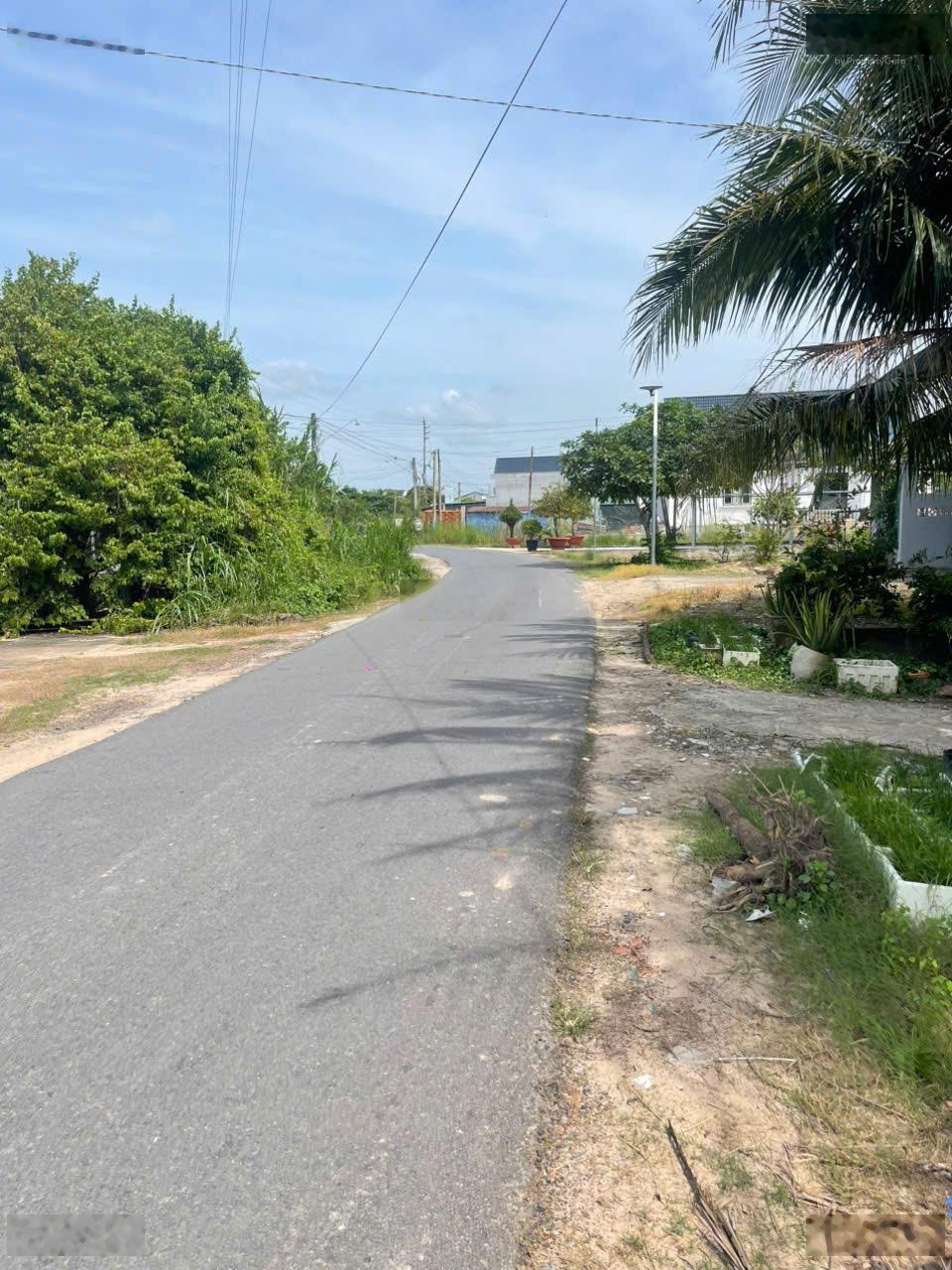 Chính Chủ Bán gấp 185m2 Full Thổ Cư (ODT) SHR, Ngay Chợ Suối Sâu, An Tịnh, Trảng Bàng, chỉ 700Tr