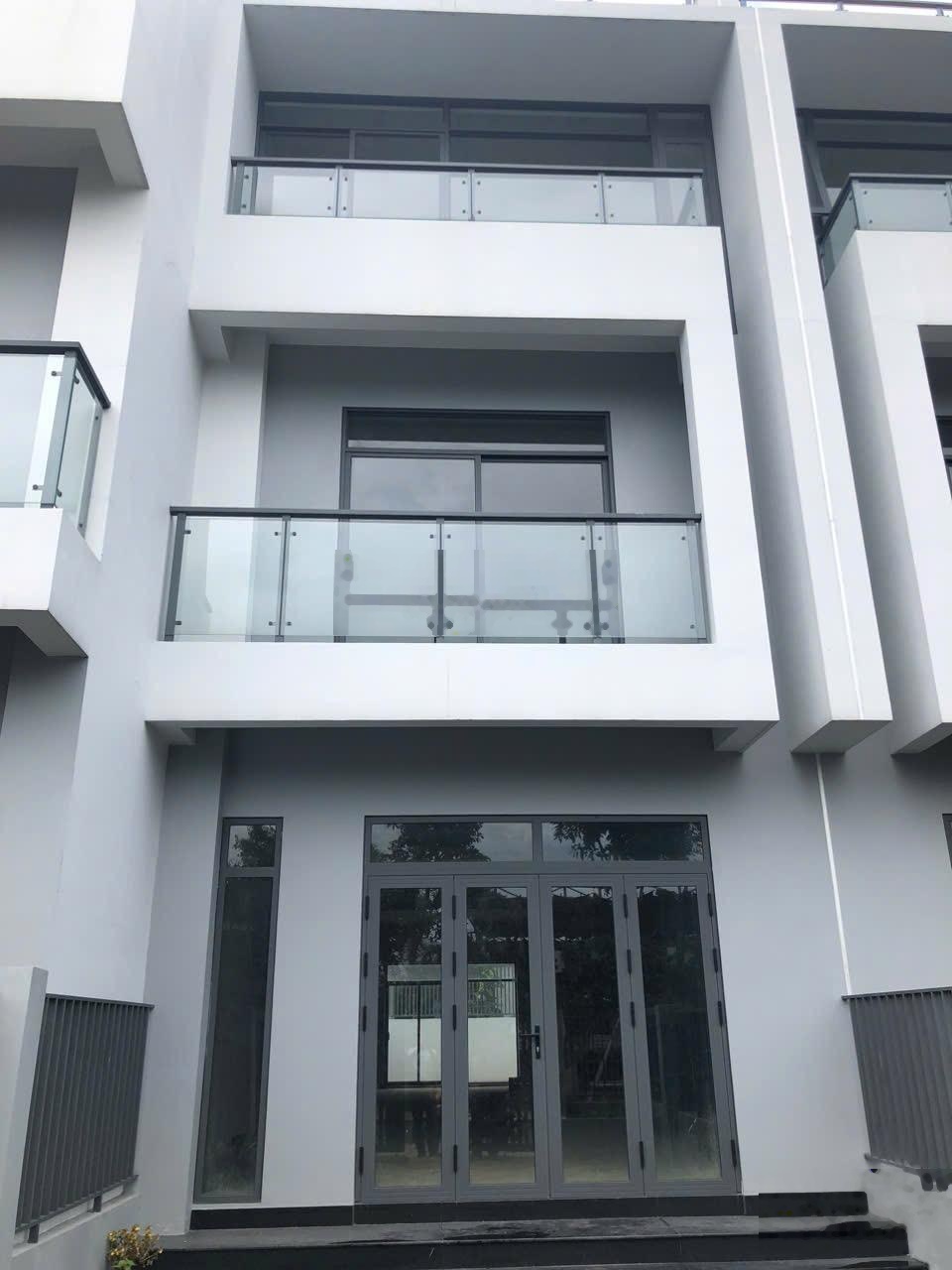 Bán nhà biệt thự liền kề 155m2 tại Đường 15, Trường Thạnh, Thủ Đức, giá cực chất 11 tỷ