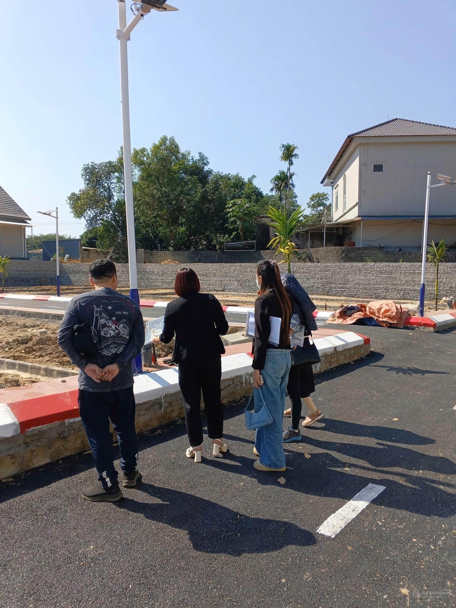 ĐẤT ĐẸP Trung tâm khu du lịch Lạc Thuỷ Hoà Bình CHỈ 446 triệu/lô 84,2m² Full thổ cư