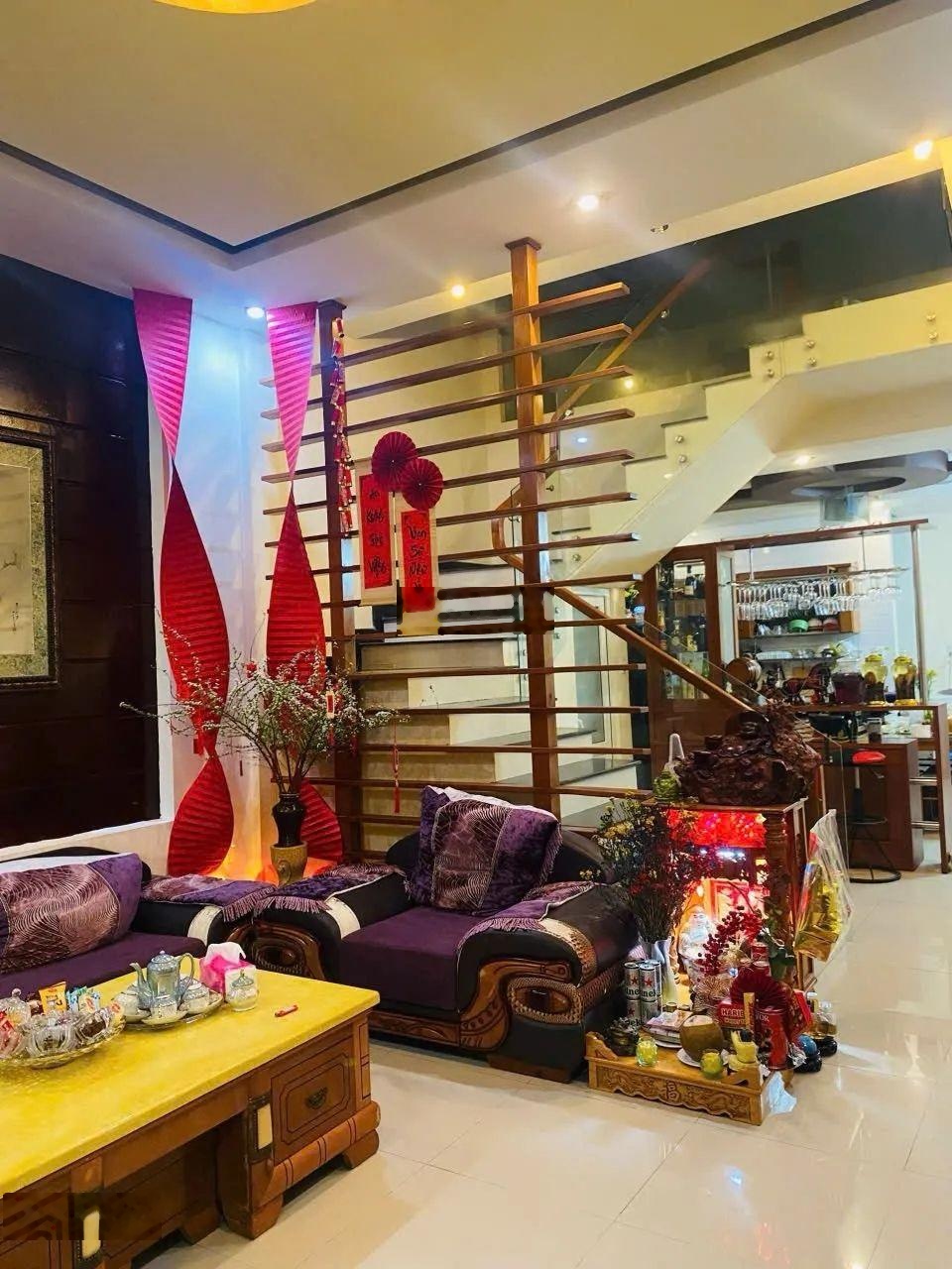 Cần bán gấp căn nhà 3 tầng MT đường Lê Tấn Trung, Sơn Trà, Đà Nẵng