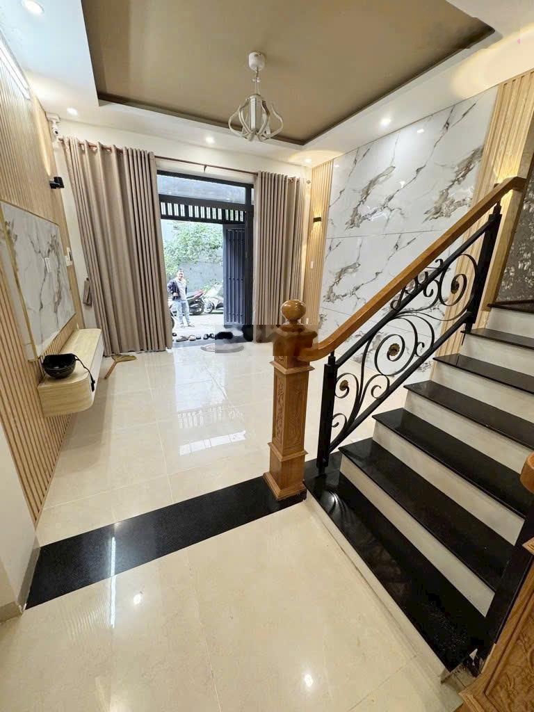 Nhà đẹp Thủ Đức! Bán nhanh nhà 1 trệt 2 lầu 4 phòng ngủ đường Số 12, Trường Thọ, Thủ Đức