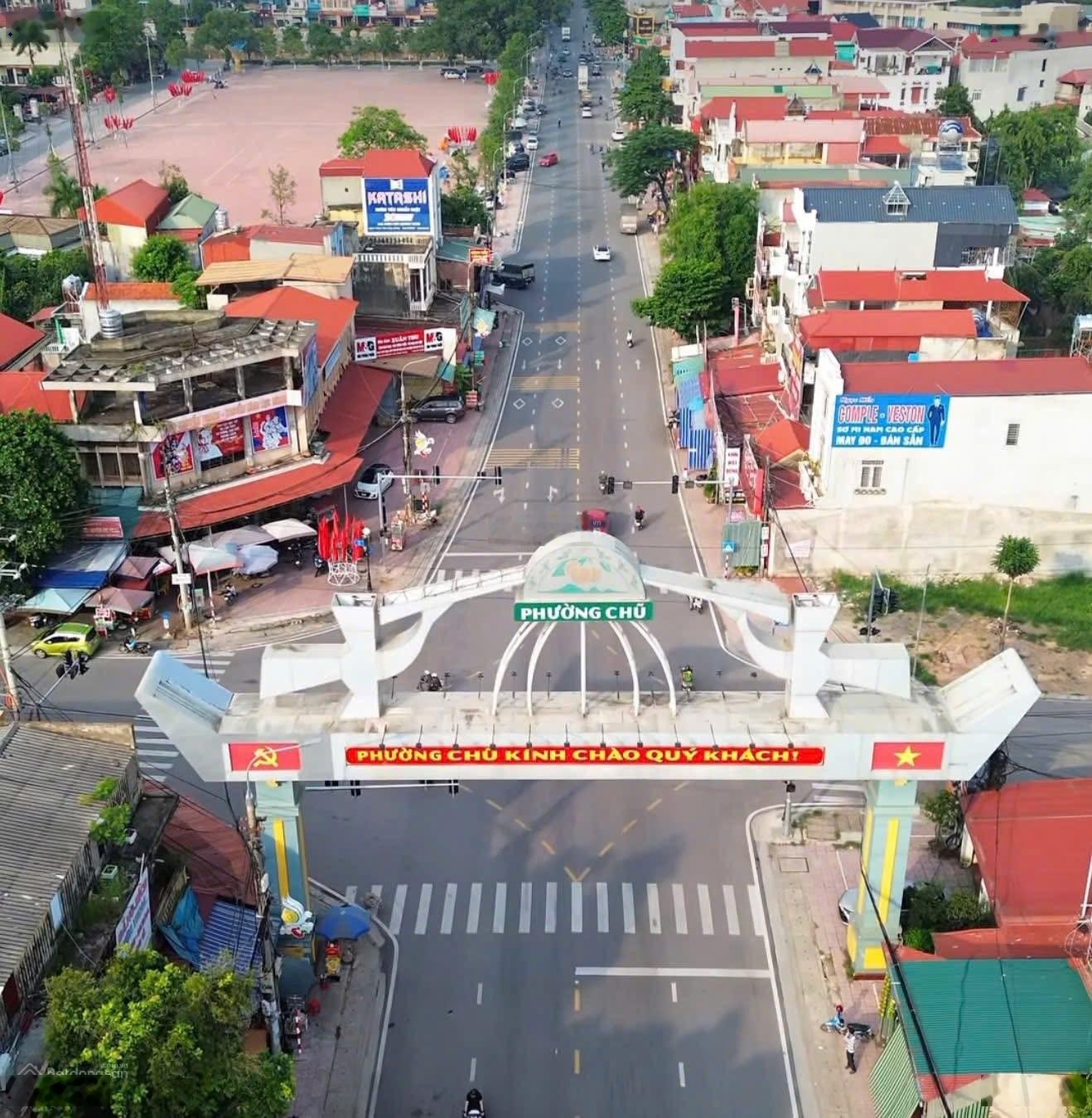 Em chỉ còn 3 lô lõi đô thị, DT 390 m2. 2 tr nhỉnh 3 phút ra trung tâm Chũ Bắc Ninh