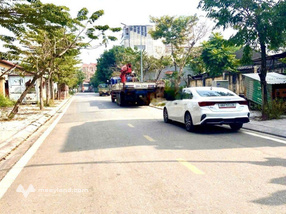 Duy Nhất một lô đất 2 đầu đường, trục Nguyễn Trinh - Liên Bảo -Vĩnh Yên Giá 5tyxx DT 100m. MT 5m