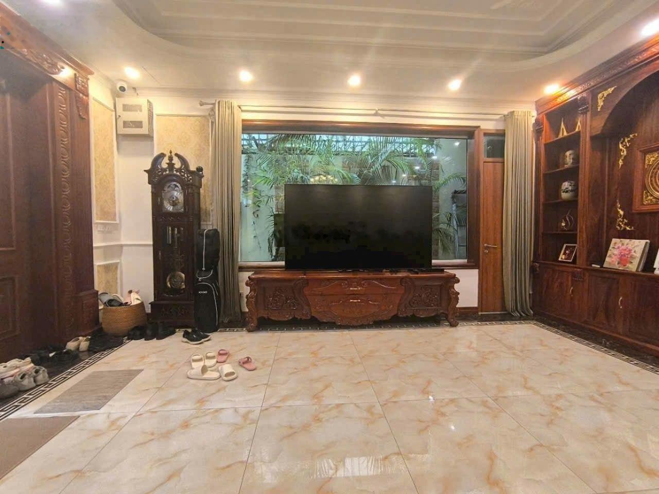 Bán biệt thự liền kề Tư Đình sát khu biệt thự Minh Tâm một căn duy nhất 165tr/m2 rẻ nhất Long Biên