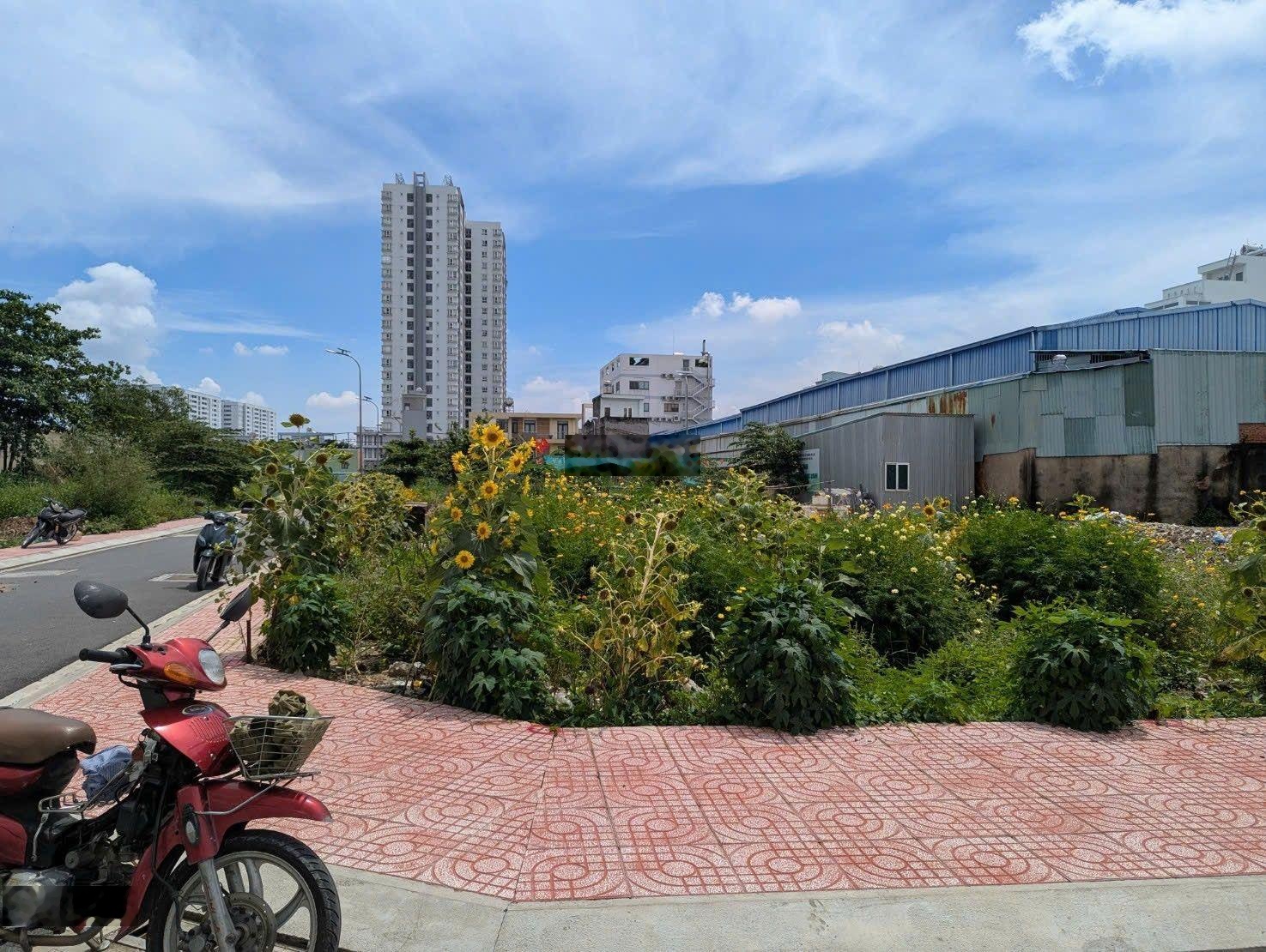 Còn duy nhất 1 nền đất đẹp 50m2 sát mặt tiền an dương vương kv xây dựng tự do