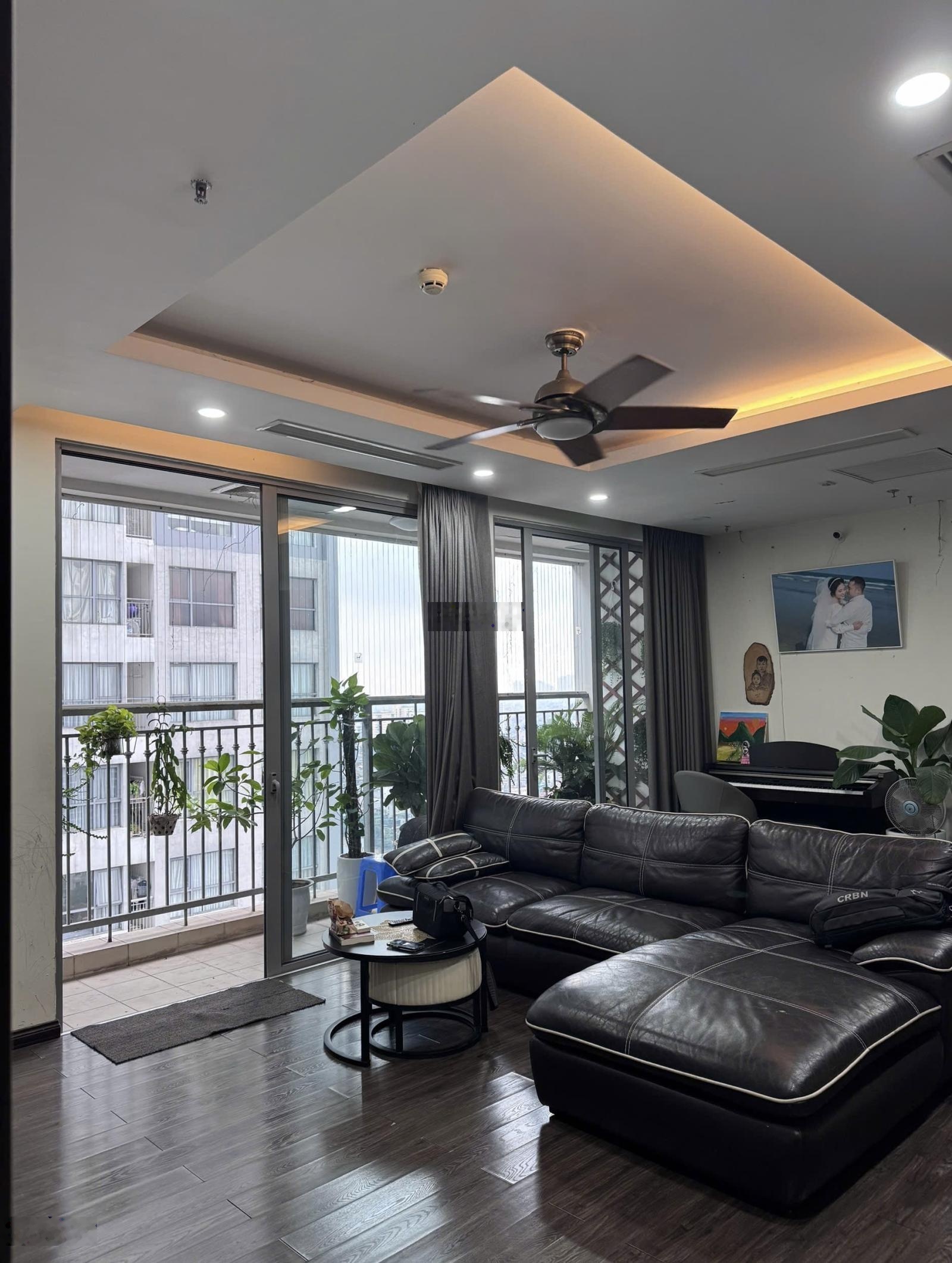 Em có căn 119,9m toà Times city Paik Hill - 4 ngủ - 2VS nội thất đầy đủ