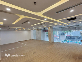 Chính chủ cho thuê mặt bằng kinh doanh 500m2 ngay mặt đường phố huế giá chỉ 200tr/tháng