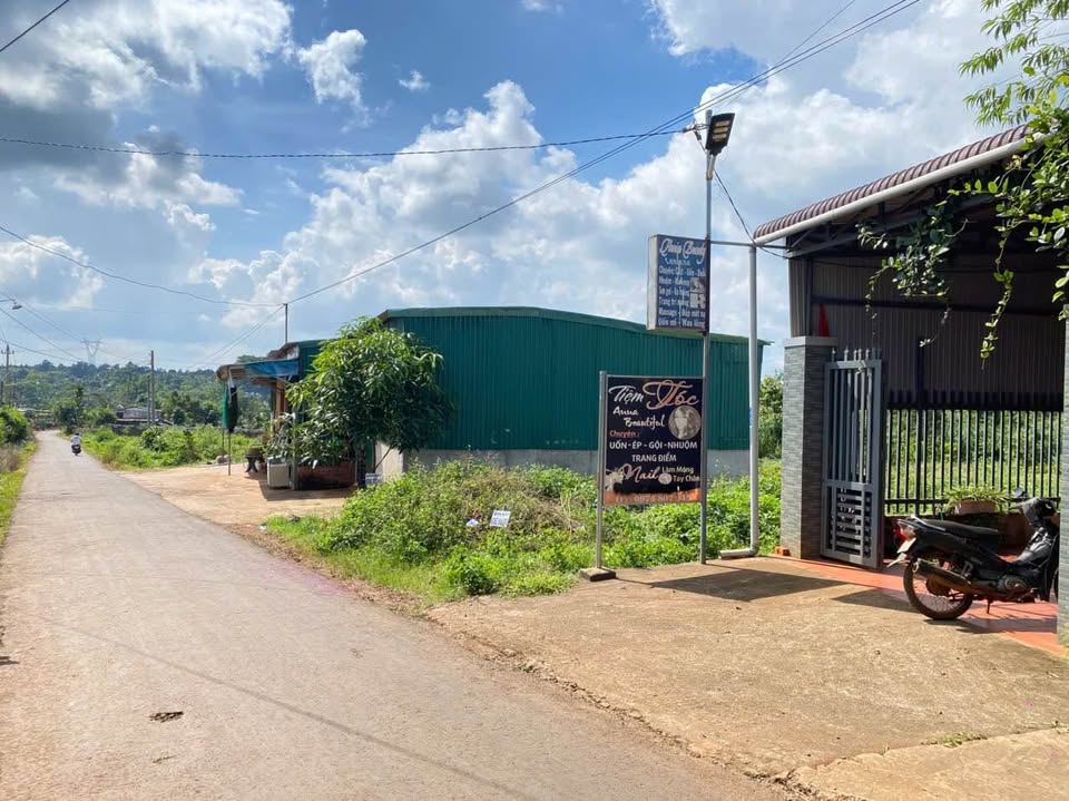 Ký ức Cư Suê lô đất mặt tiền đường nhựa kinh doanh, hướng Đông