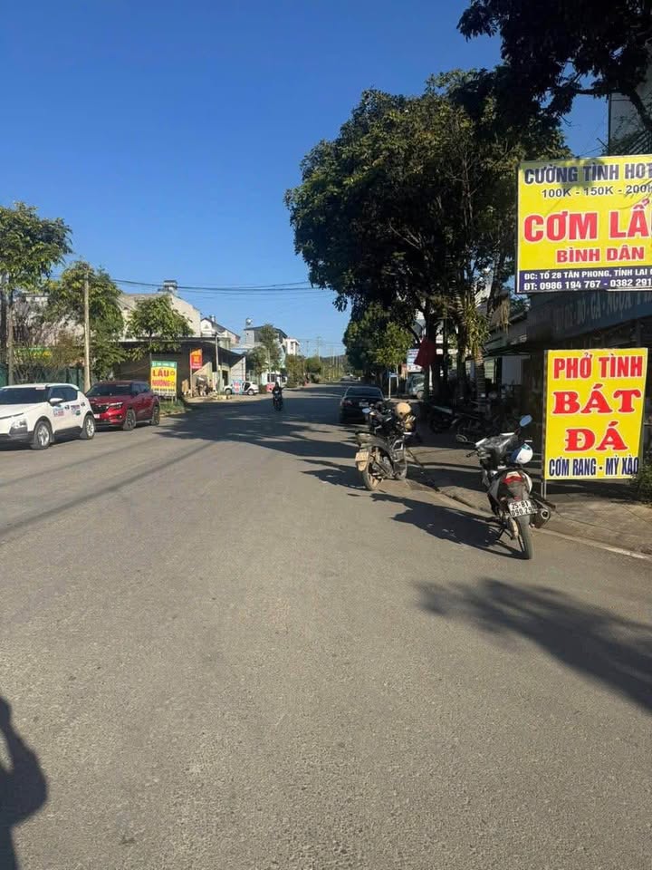 Bán đất thổ cư hướng Đông Nam, gần trường học Kim Đồng, bến xe, chợ tại đường Tô Vĩnh Diện