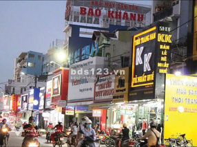 Mặt tiền kinh doanh Bà Triệu, đối diện Go Huế, đầu tư nhỏ, lợi nhuận lớn