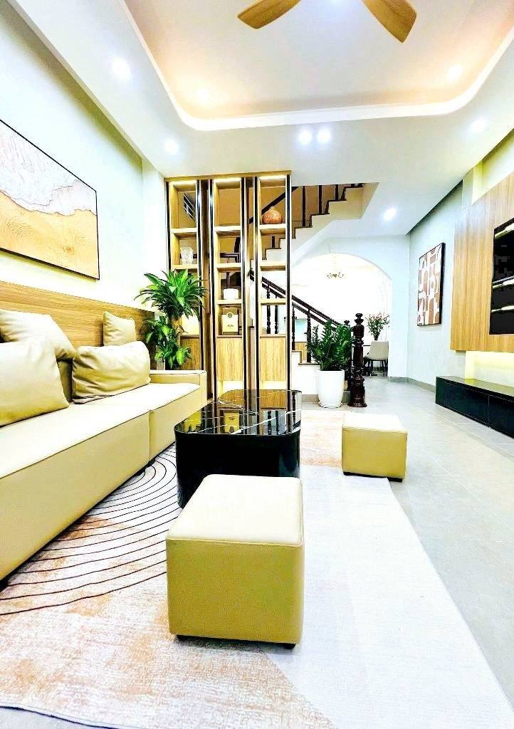 Nhà mới Lai Xá, Hoài Đức, ô tô đỗ cửa, 7 phòng khép kín, đón Tết an lành