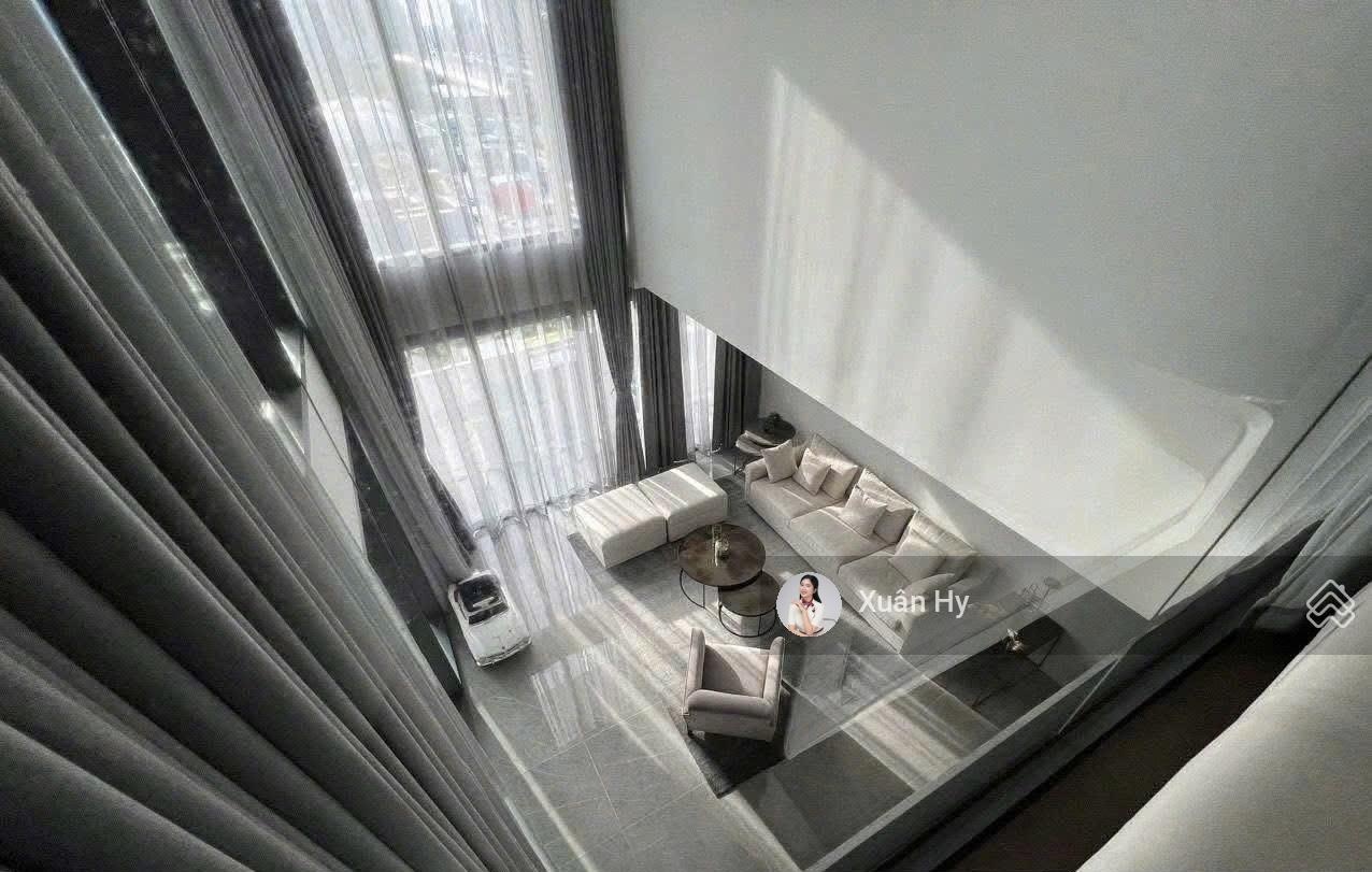 Bán "Siêu phẩm" DUPLEX The Opera (Metropole), 134m2, Thông tầng, Có nội thất. Hàng HIẾM.