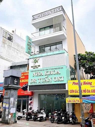 Bán gấp nhà MT Quận 3 ngay Metro số 2 DT 5m x 20m 4 Tầng nhà mới HĐT 1,2 tỷ/năm Giá 39,5 tỷ