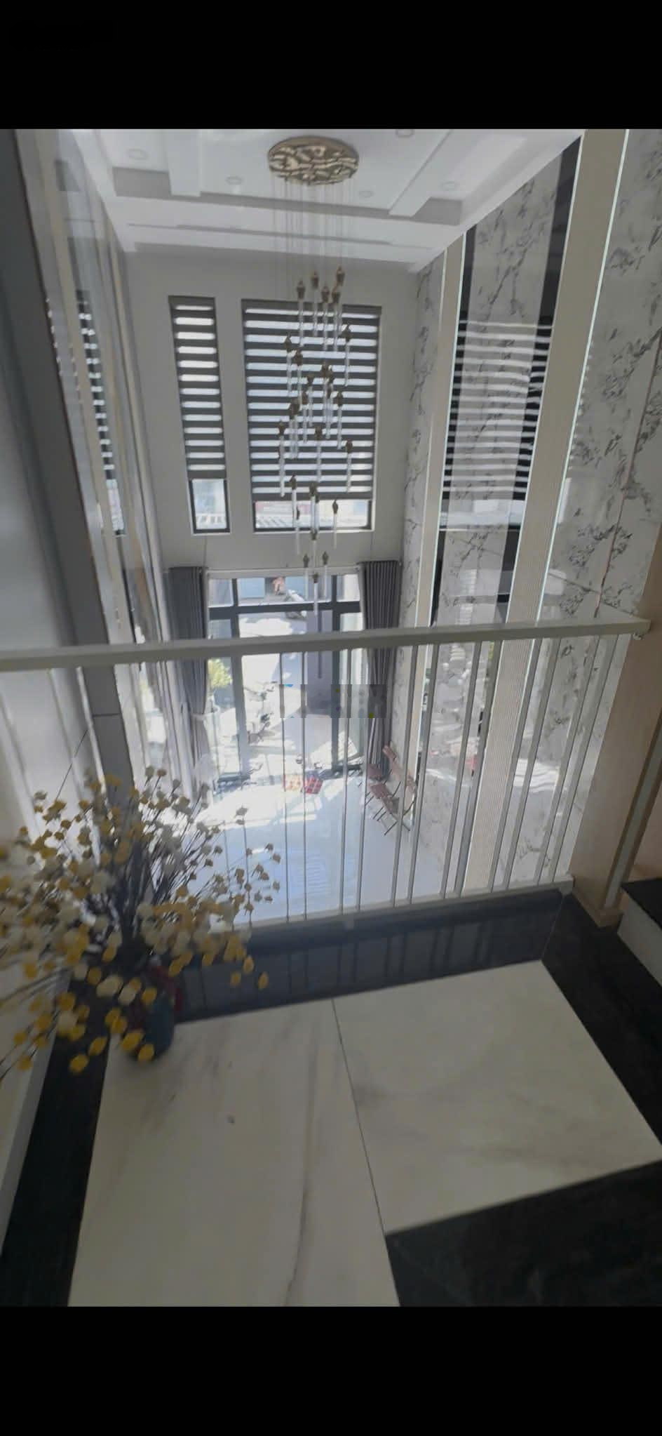 Cho thuê nhà nguyên căn Gò Vấp 5pn 5wc