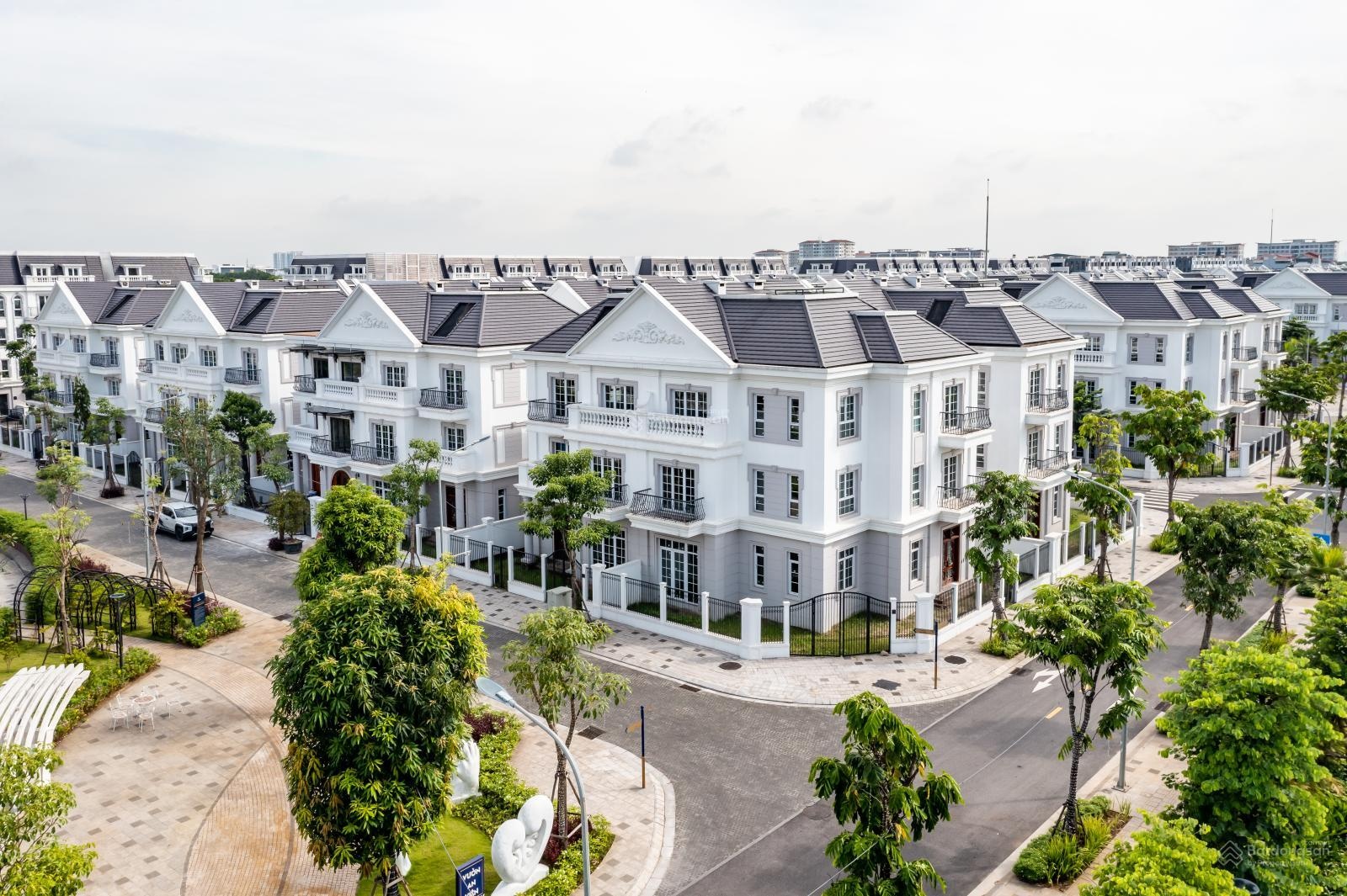 Biệt thự 200m2 tích sản bền vững - ngay trung tâm hành chính Gia Lâm - Eurowindow Twin Park