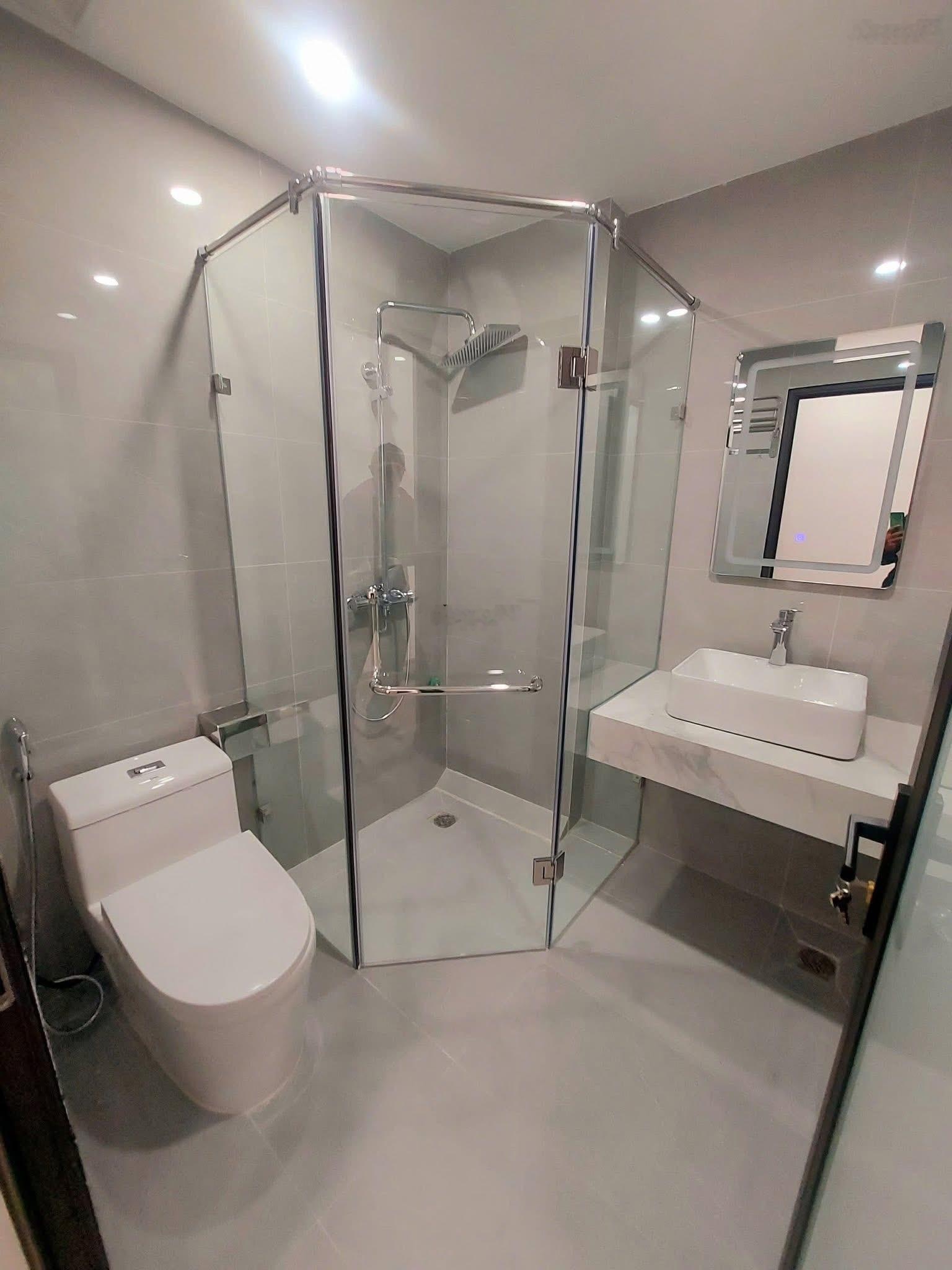 Bán nhà Hồ Ba Mẫu,nhà đẹp đón Tết vào ở luôn, gần hồ siêu thoáng, thông tứ phía, 2 thoáng, 39mx4T