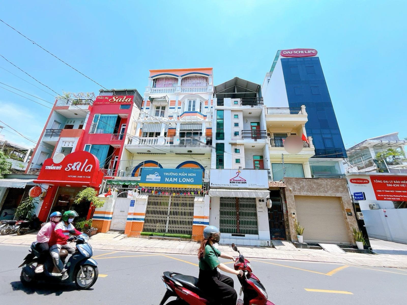 Bán nhà MTKD Đường Tân Quý, Tân Phú. DT: 5x20m - 1 trệt 2 lầu ST - Giá: 15.2 tỷ TL vị trí đẹp