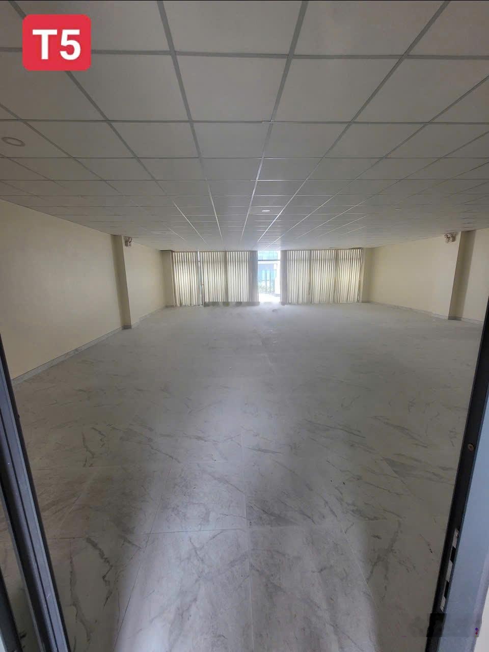 Cho thuê văn phòng mặt tiền Đại Lộ Bình Dương (đối diện Becamex Tower)