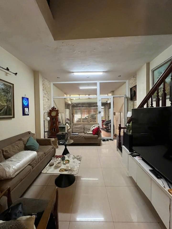 Cho thuê nhà Văn Quán Hà Đông, DT 70m x 4T, ô tô đỗ cửa nhà đẹp giá 20 triệu