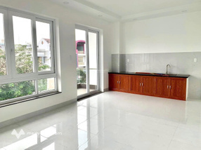 Cho thuê nhà nguyên căn mặt tiền đường D5 KDC Nam Long, P. Phước Long Quận 9