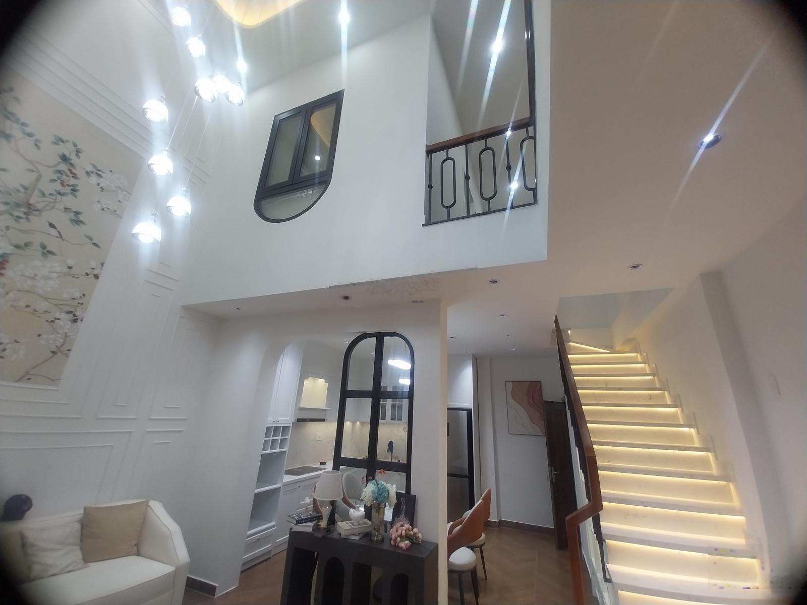 Nhà 2 tầng full nội thất kiệt Điện Biên Phủ.