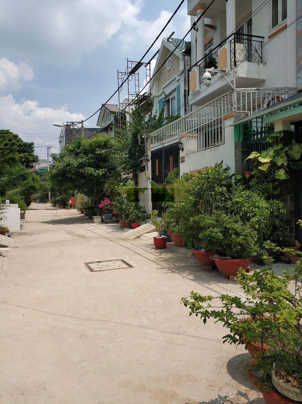 Bán Nhà Đào Sư Tích, Nhà Bè, 3 tầng, diện tích 93,6m2, giá 10,5 tỷ