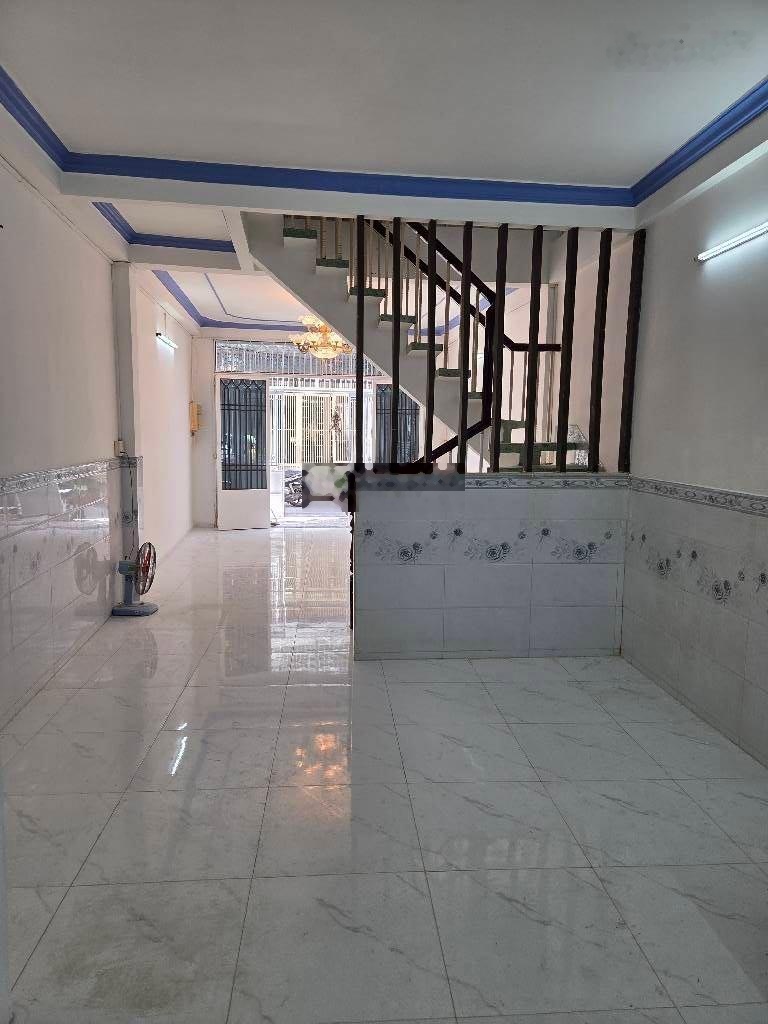 Hậu Giang Q.6! Nhà mới đón Tết Nhà kết cấu 1 trệt 1 lầu BTCT, 4*14 chỉ 5,7 tỷ