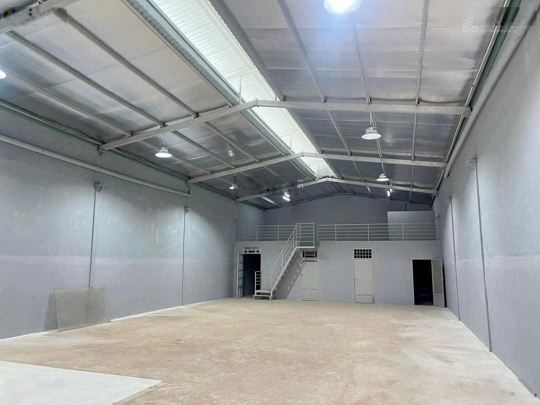 Cho thuê kho 330m2 giá chỉ 16tr đường thủ khoa huân thuận an