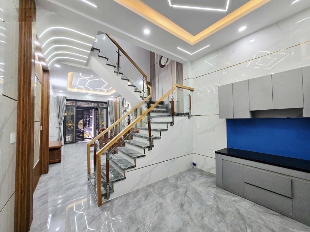 Siêu phẩm 4 tầng hxh - sổ vuông hoàn công 4 x 14.5 - bình trị đông - sát mặt tiền - tặng nội thất