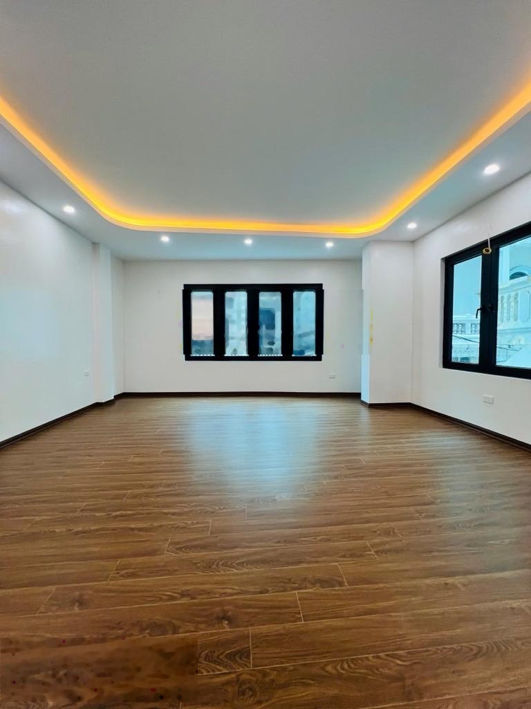 Liễu Giai- Vạn Phúc- Vạn Bảo- Ba Đình, ô tô đỗ 6T, 25 tỷ