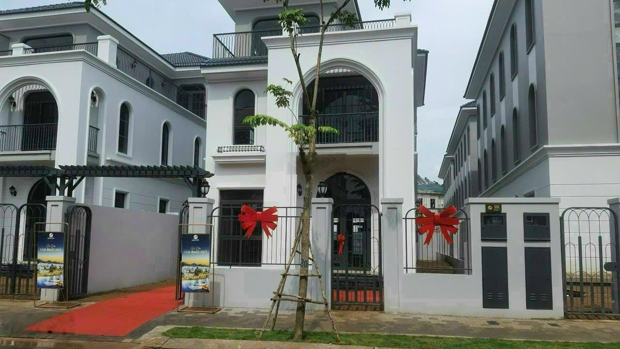 Chính chủ kẹt tiền bán gấp căn biệt thự 8x23 khu Novaland Palm Marina ngay cao tốc quận 2