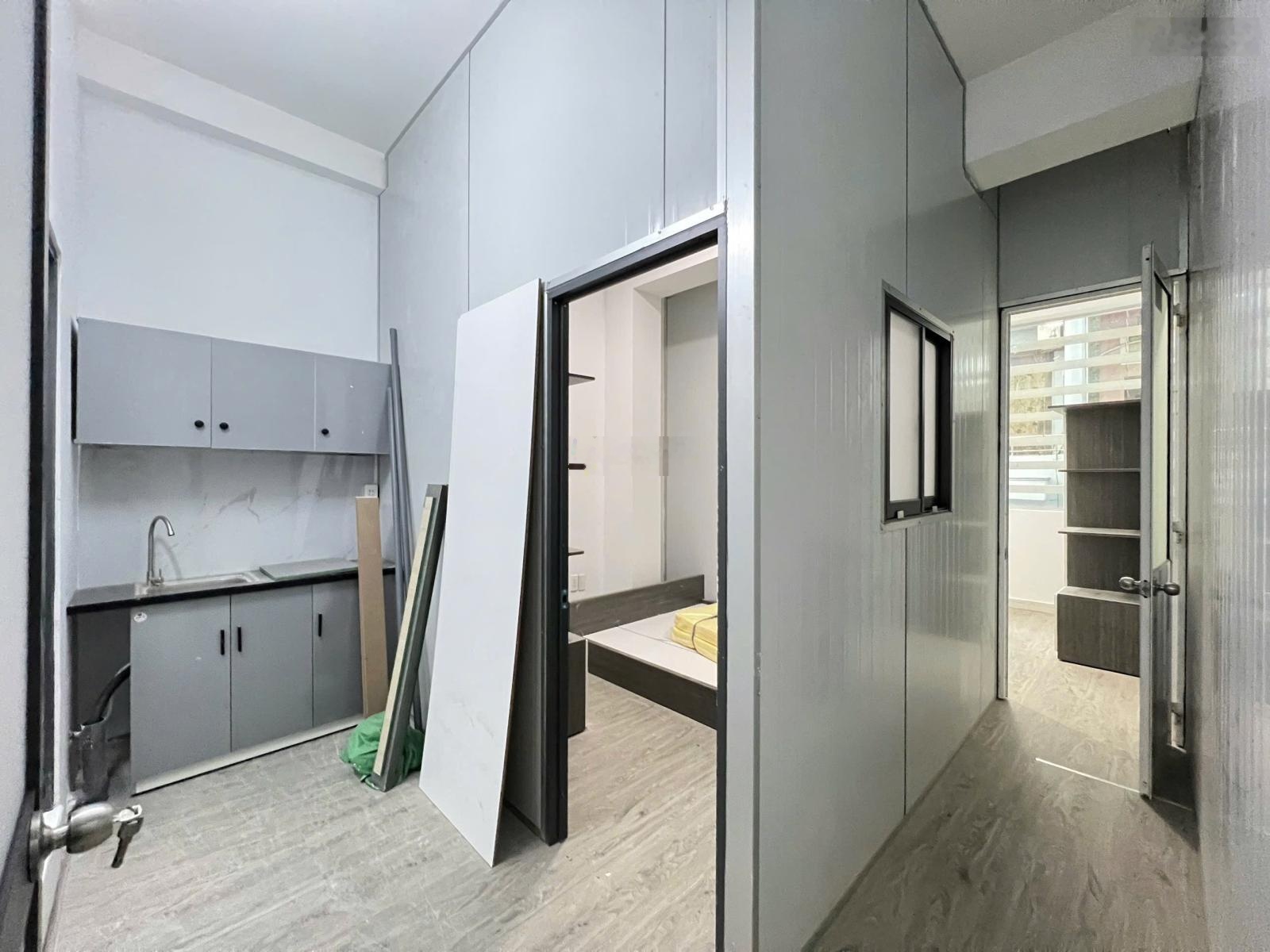 Cho thuê phòng dạng 2pn + 1wc có cửa sổ thoáng , 40m2 , ngay đại học bách khoa, nhà thi đấu phú tho