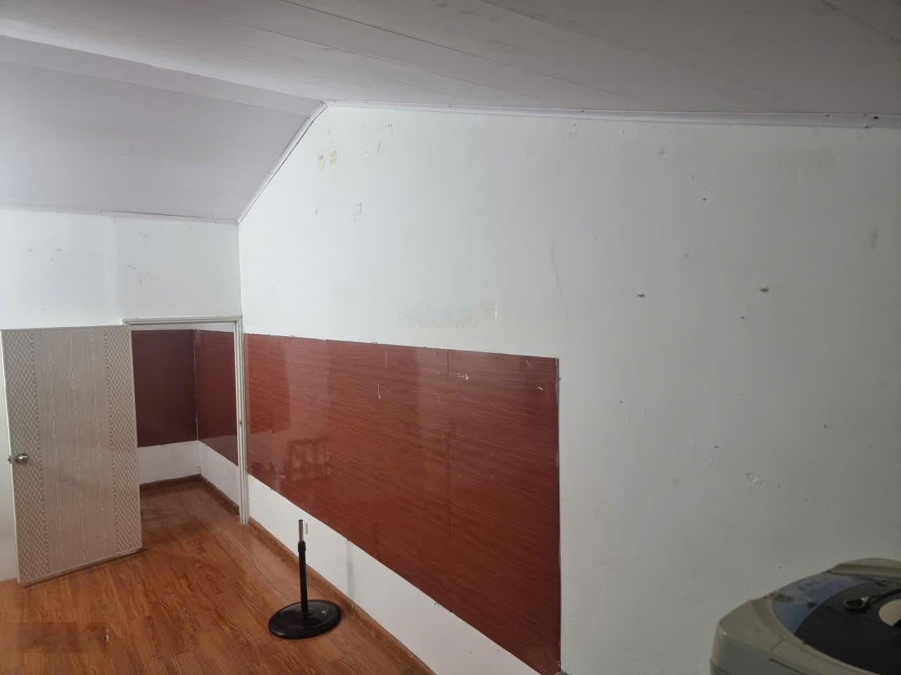 Nhà cho thuê, Tầng 2-3, số 407, Hoàng Quốc Việt, Hà Nội.