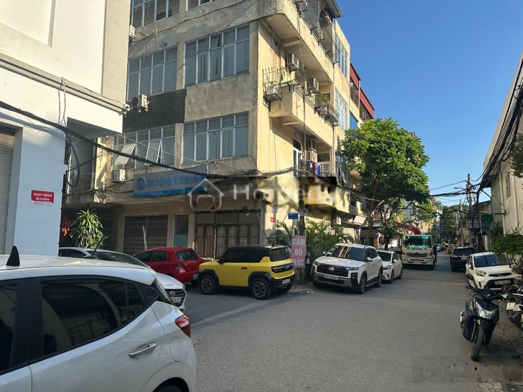 Mặt phố Bà Triệu,TT Hà Nội,dòng tiền 200tr/tháng