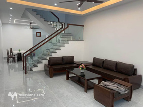 Bán nhà 3 tầng kiên cố, ngõ 19 Trần Quang Khải, gần chợ Gốc Gạo, ô tô đỗ cửa, 4,8 tỷ