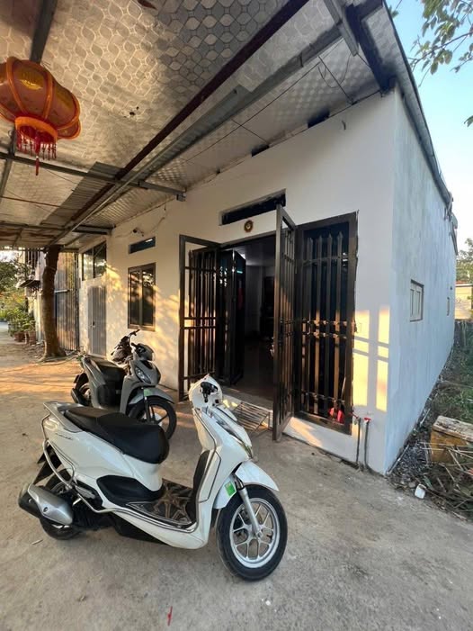 Bán nhà 2 tầng xây thiết kế đẹp tại Tả Thanh Oai, Hà Nội, ngõ ô tô, giá 1,9 tỷ