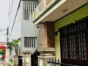 Bán nhà 2 tầng kiên cố ngay trung tâm thành phố Huế, chỉ cách mặt tiền một căn nhà